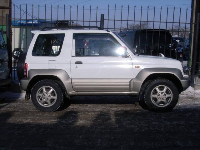 1996 Mitsubishi Pajero Junior