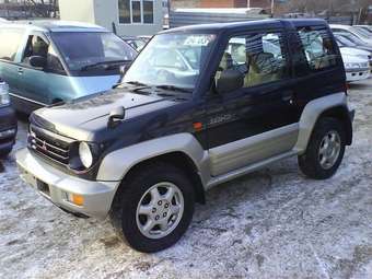 Pajero Junior