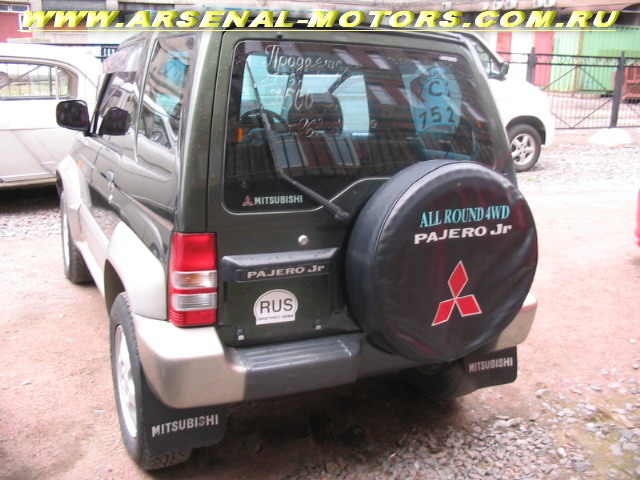 1996 Mitsubishi Pajero Junior Photos