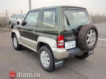 1996 Mitsubishi Pajero Junior Wallpapers