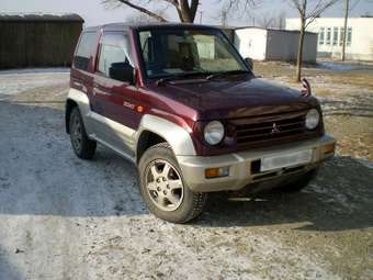 1996 Mitsubishi Pajero Junior Wallpapers