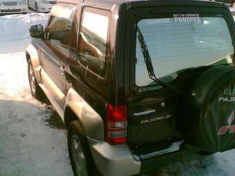 1996 Mitsubishi Pajero Junior Pictures