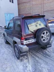 1996 Mitsubishi Pajero Junior Pictures