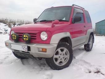 1996 Mitsubishi Pajero Junior Pictures