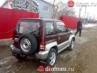 1996 Mitsubishi Pajero Junior Photos