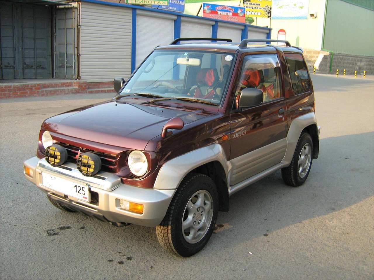 Mitsubishi junior. Mitsubishi Pajero Junior, 1996. Мицубиси Паджеро Юниор. Мицубиси Паджеро Джуниор 1996. Митсубиси Паджеро Джуниор 1.1.