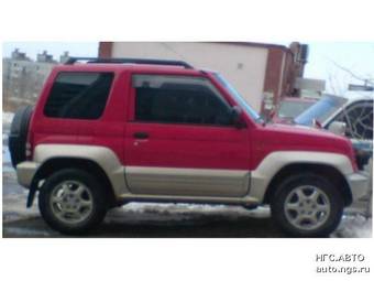 1996 Mitsubishi Pajero Junior Pics