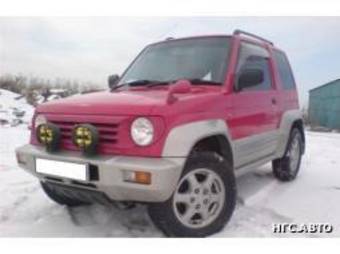 1996 Mitsubishi Pajero Junior Pictures
