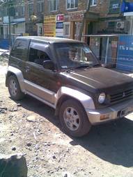 1996 Mitsubishi Pajero Junior Pics