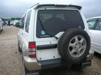 1996 Mitsubishi Pajero Junior Photos