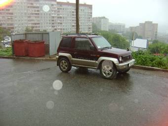 1996 Mitsubishi Pajero Junior Photos