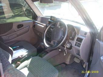 1996 Mitsubishi Pajero Junior Photos
