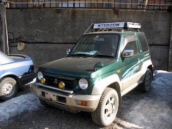 1997 Mitsubishi Pajero Junior