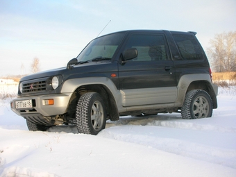 Pajero Junior