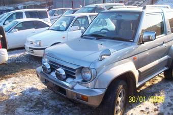 Pajero Junior