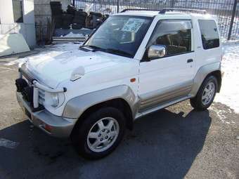 Pajero Junior
