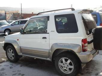 Pajero Junior