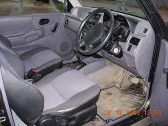 1997 Mitsubishi Pajero Junior Pictures