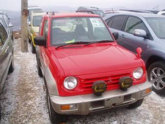 1997 Mitsubishi Pajero Junior Pics