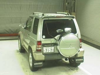1997 Mitsubishi Pajero Junior Photos
