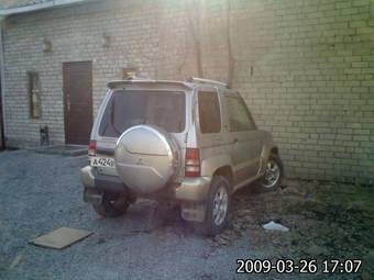 1997 Mitsubishi Pajero Junior Photos