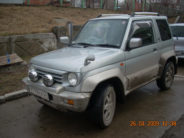 1997 Mitsubishi Pajero Junior