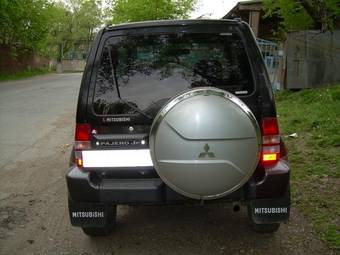 1997 Mitsubishi Pajero Junior Photos