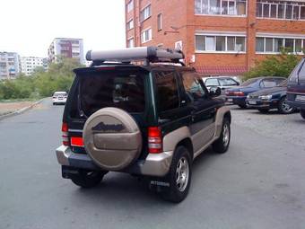 1997 Mitsubishi Pajero Junior Pictures