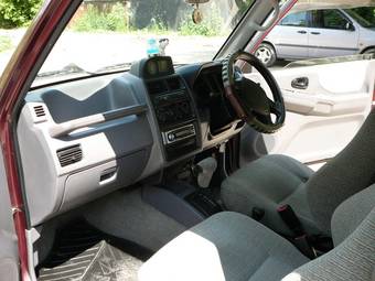 1997 Mitsubishi Pajero Junior Pictures