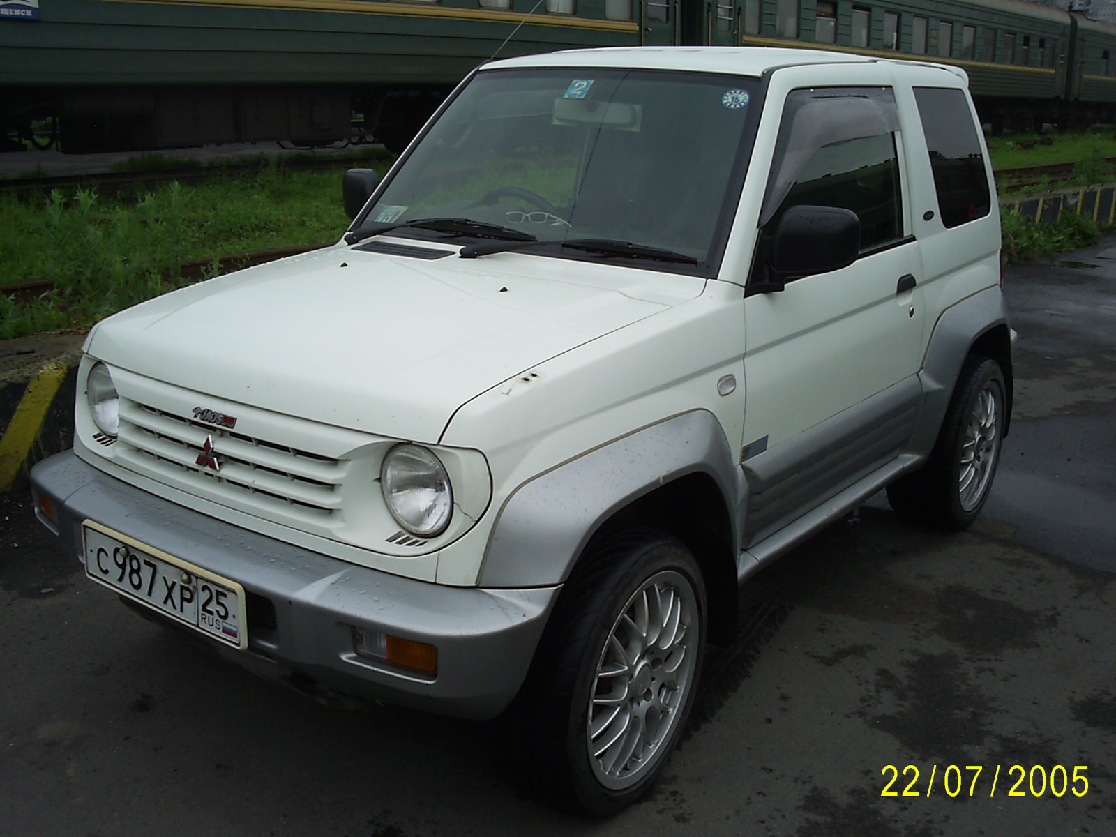 1998 Mitsubishi Pajero Junior