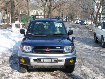 Pajero Junior