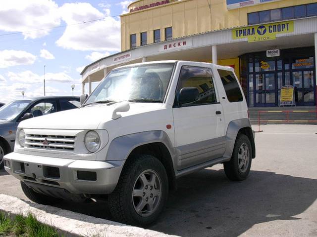 1998 Mitsubishi Pajero Junior