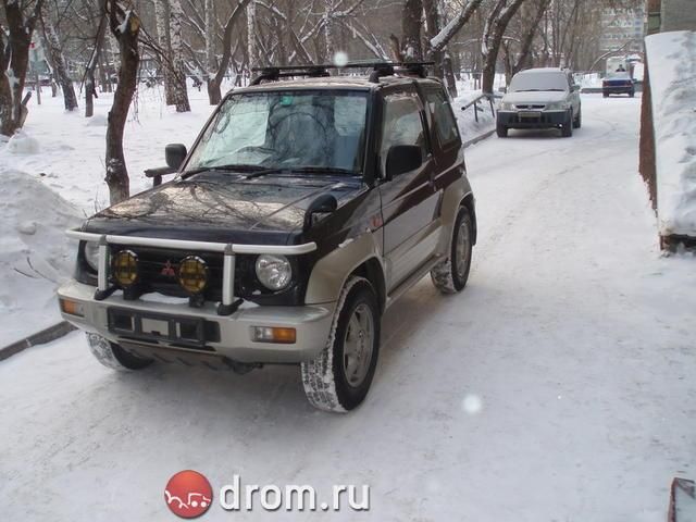 1998 Mitsubishi Pajero Junior