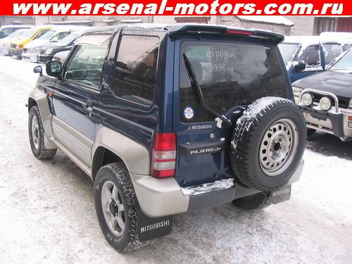 1998 Mitsubishi Pajero Junior Pictures