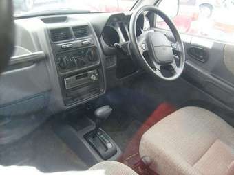 1998 Mitsubishi Pajero Junior Images