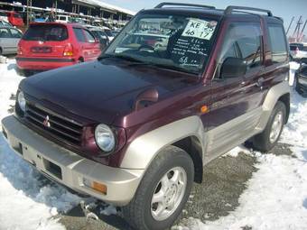 1998 Mitsubishi Pajero Junior Images