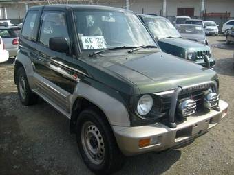 1998 Mitsubishi Pajero Junior Pictures
