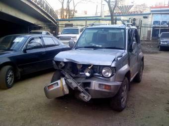 1998 Mitsubishi Pajero Junior Pictures