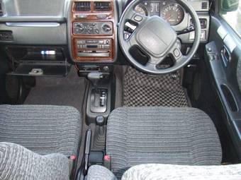 1998 Mitsubishi Pajero Junior Photos