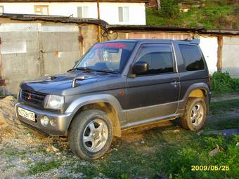 2001 Mitsubishi Pajero Junior