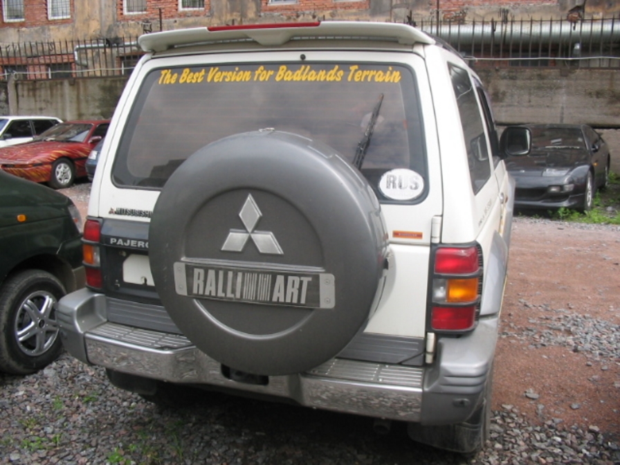 1995 Mitsubishi Pajero Mini Photos