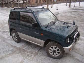 1995 Mitsubishi Pajero Mini Pictures