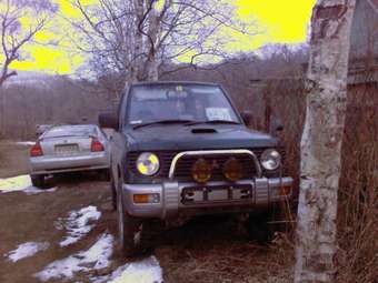 1995 Mitsubishi Pajero Mini Photos