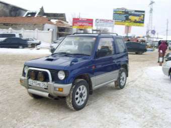 1995 Mitsubishi Pajero Mini Photos