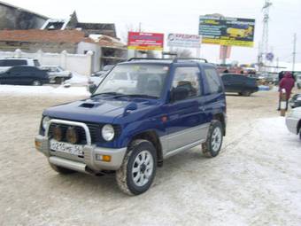 1995 Mitsubishi Pajero Mini Pictures