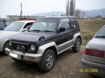 1995 Mitsubishi Pajero Mini Pictures