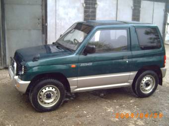 1995 Mitsubishi Pajero Mini Pictures