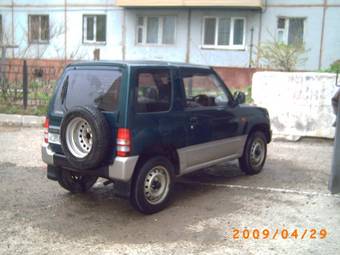 1995 Mitsubishi Pajero Mini Pictures