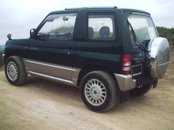 1995 Mitsubishi Pajero Mini Photos