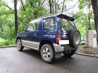 1995 Mitsubishi Pajero Mini Photos